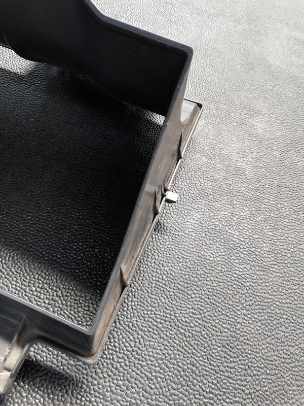 Mercedes-Benz C-Class C180 - C250 AMG 2015 Left Rear Air Duct