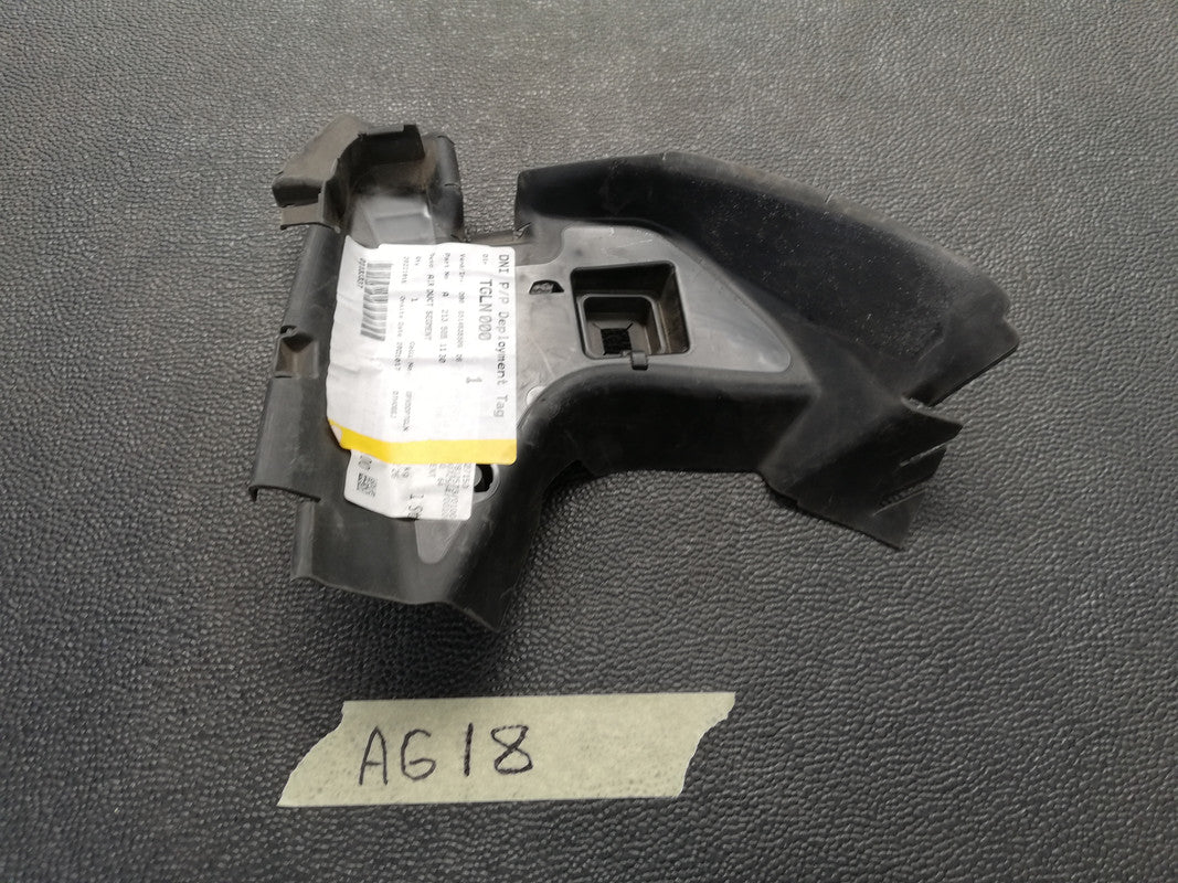 Mercedes-Benz E-Class W213 2016 Left Air Duct Segment