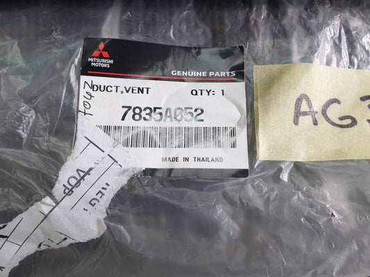 Mitsubishi Pajero Rear Quarter Vent