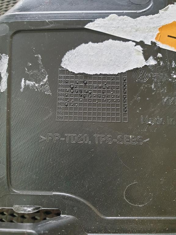 Volkswagen Tiguan Left Radiator Air Guide