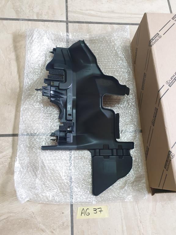 Original New Toyota Fortuner Right Radiator Air Guide