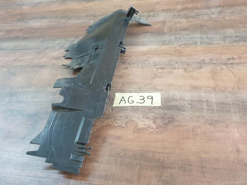 Original New Volkswagen Polo Left Radiator Air Guide