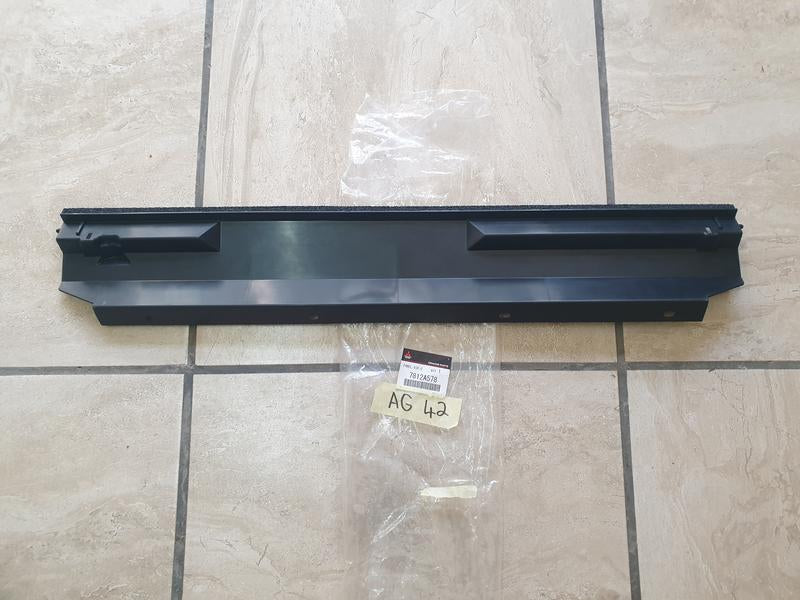 Original New Mitsubishi Outlander 2025 Lower Air Channel