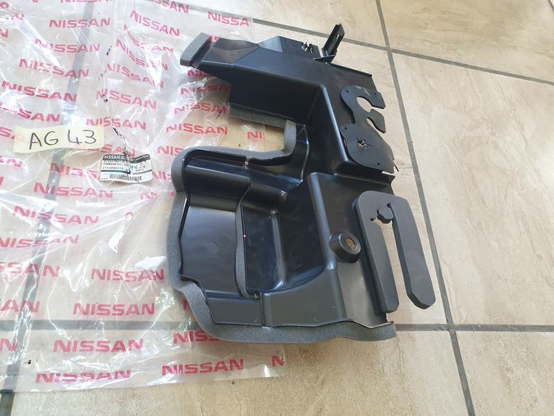 Original New Nissan Navara Right Radiator Air Guide