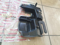 Original New Nissan Navara Right Radiator Air Guide