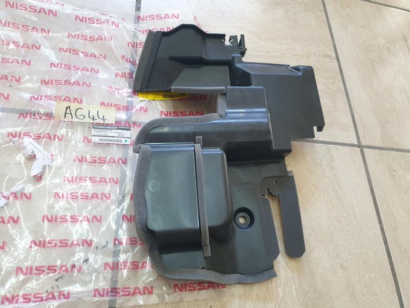 Original New Nissan Navara Left Radiator Air Guide