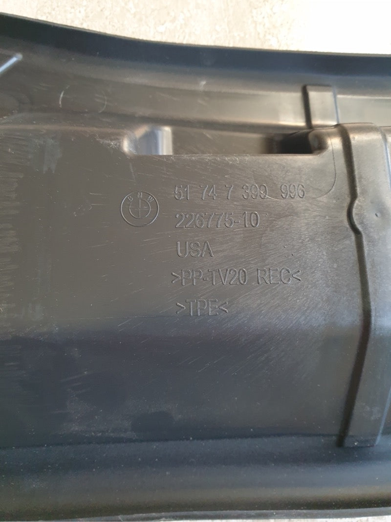 Original New BMW X3 xDrive Front Upper Air Guide