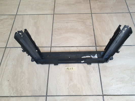 Original New BMW 5 Series E60 2006 Radiator Holder Bracket Air Guide