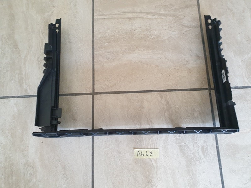 Original New BMW 5 Series E60 2006 Radiator Holder Bracket Air Guide