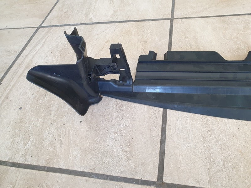 Original New Mercedes-Benz C-Class W205 Lower Radiator Air Deflector