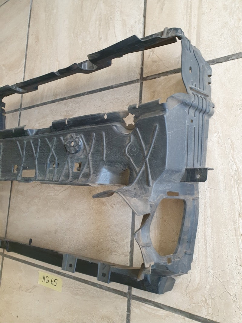 Original Used BMW 2 Series G42 Radiator Air Deflector