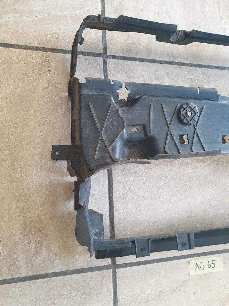 Original Used BMW 2 Series G42 Radiator Air Deflector