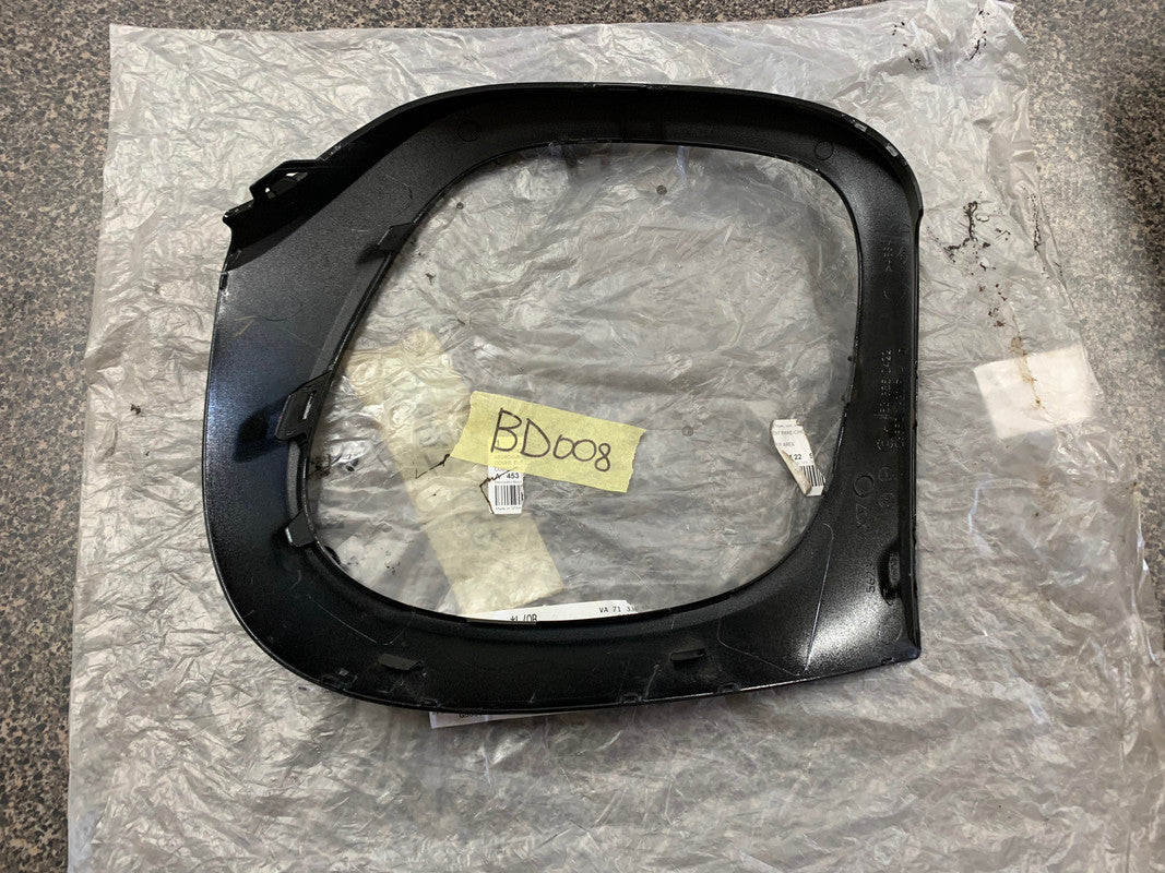 Original Used Smart ForTwo 2014, 2015, 2016, 2017, 2018, 2019, ForFour, Tail Lamp Cover Right Rear Tail Light Trim Moulding