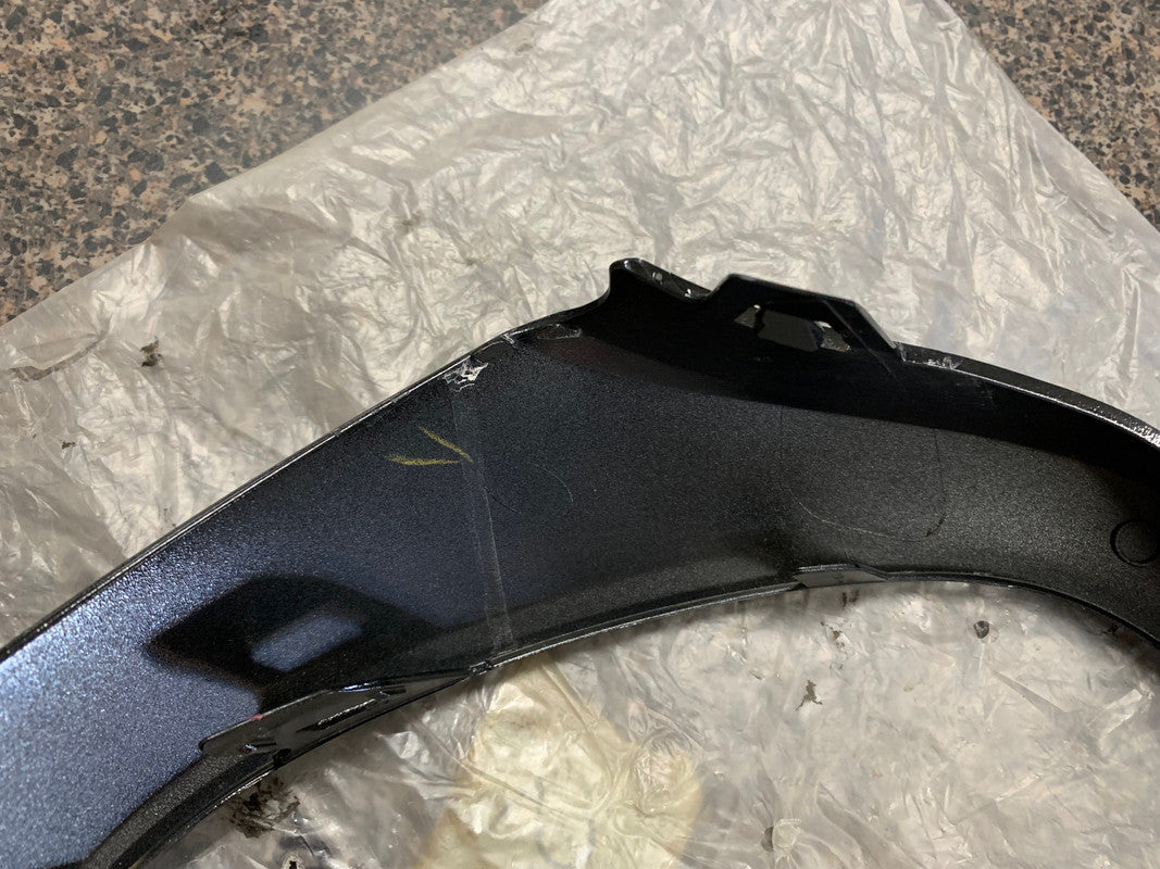 Original Used Smart ForTwo 2014, 2015, 2016, 2017, 2018, 2019, ForFour, Tail Lamp Cover Right Rear Tail Light Trim Moulding