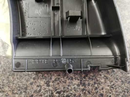 Toyota Hilux 2008, 2009, 2010, 2011, 2012, 2013, 2014, 2015, Raider, Legend 45, Base, Rear bumper End plate trim, corner cap Left Rear Bumper Plate