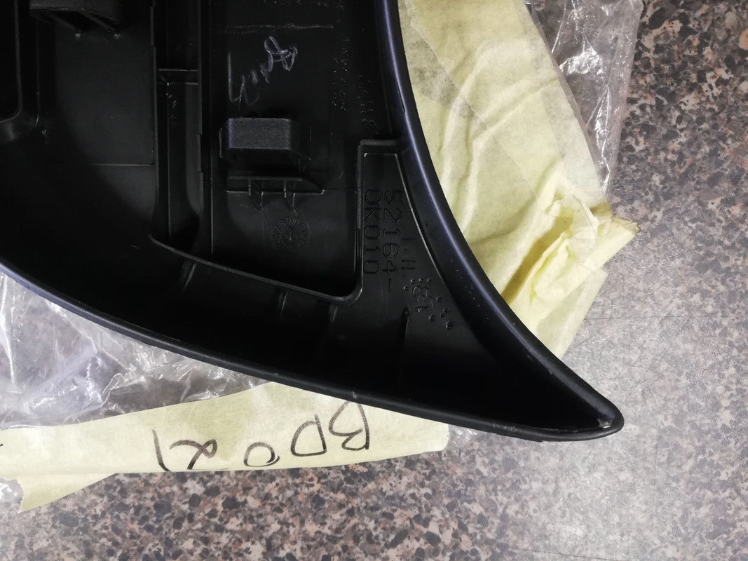 Toyota Hilux 2008, 2009, 2010, 2011, 2012, 2013, 2014, 2015, Raider, Legend 45, Base, Rear bumper End plate trim, corner cap Left Rear Bumper Plate