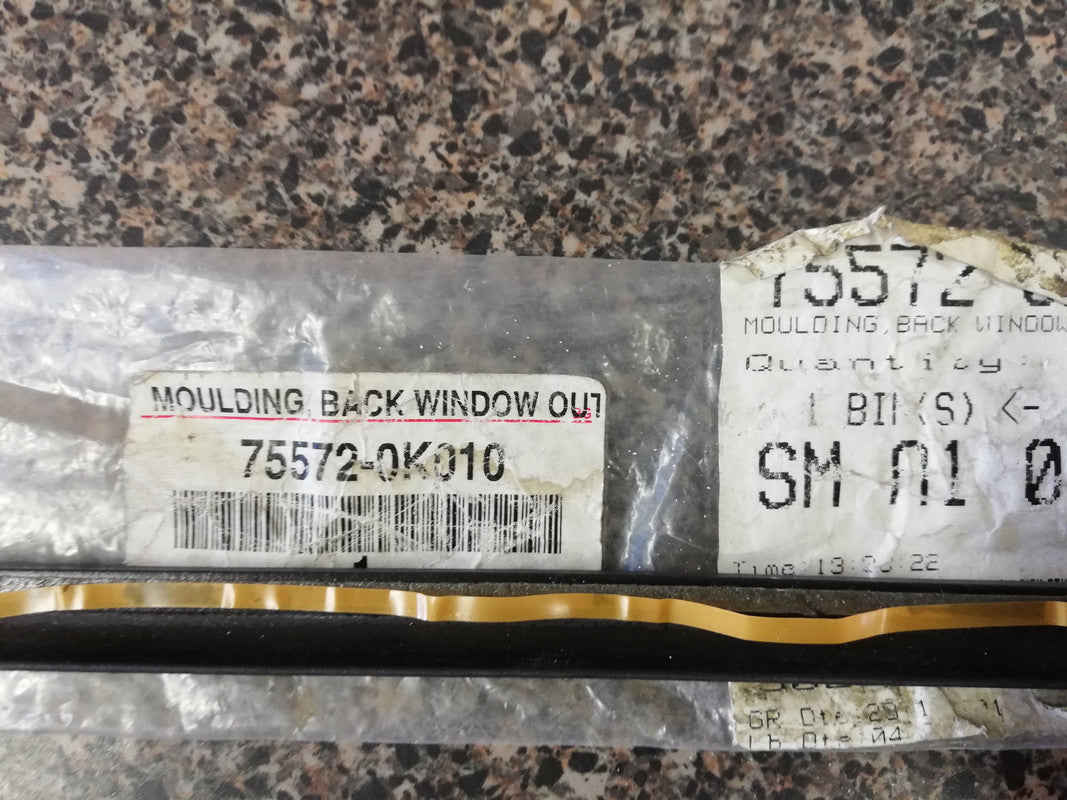 Toyota Rear Windscreen Moulding
