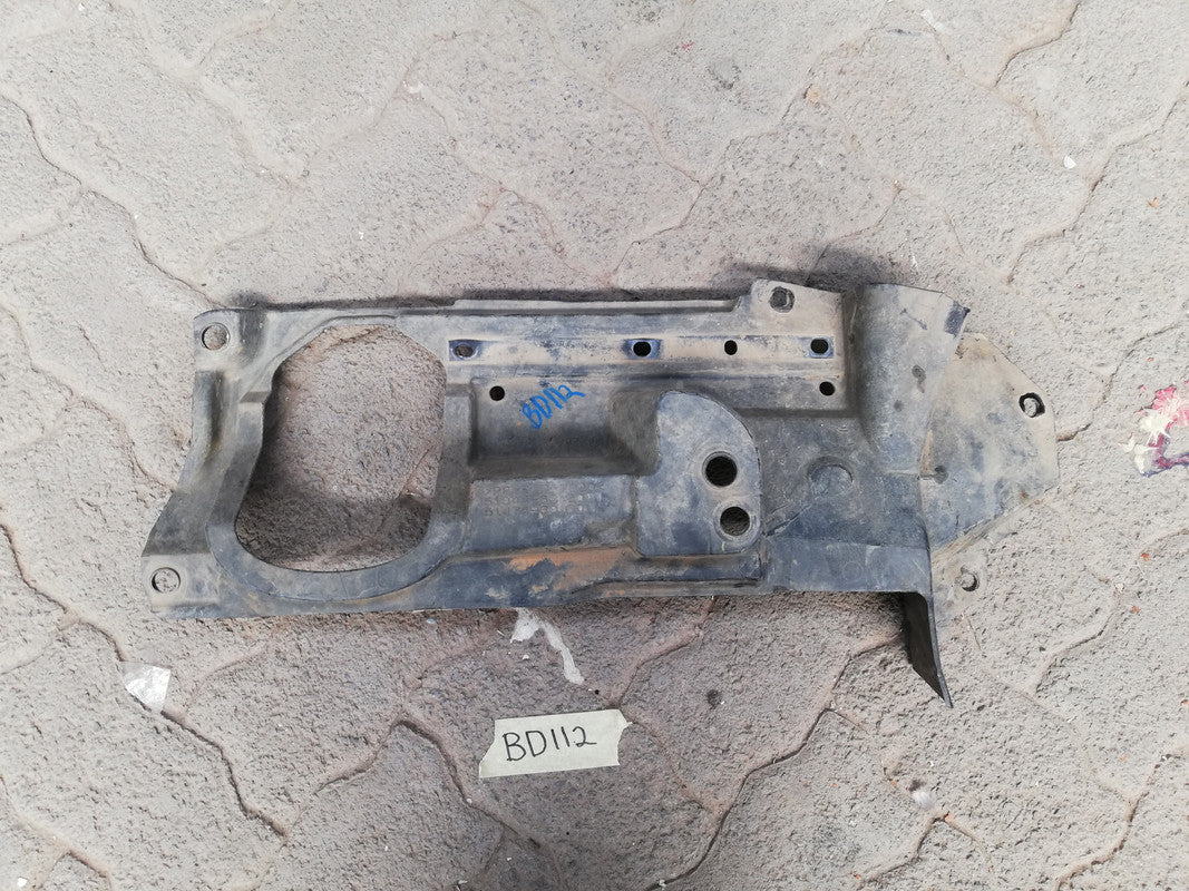 Toyota Land Cruiser 300 2023 Left Front Wheelhouse Reinforcement
