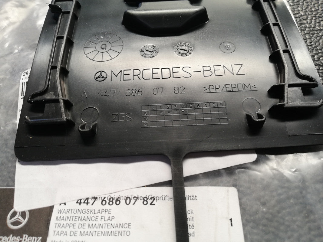 Original Used Mercedes-Benz V-Class Vito Viano 2023 Front Fender Liner Cover