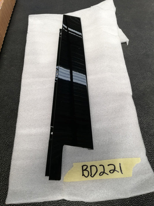 Mercedes-Benz GLE W167 2019 Right Rear Door Blackout Moulding