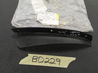 Mercedes-Benz ML W164 Right Front Wheel house Arch Cover