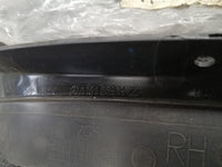 Mercedes-Benz ML W164 Right Front Wheel house Arch Cover