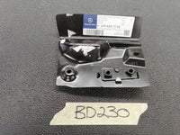 Mercedes-Benz V-Class Vito, W639 115 CDI 2009 Right Door Lock Striker Reinforcement