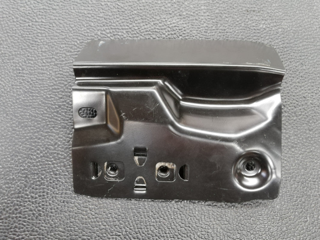 Mercedes-Benz V-Class Vito, W639 115 CDI 2009 Right Door Lock Striker Reinforcement