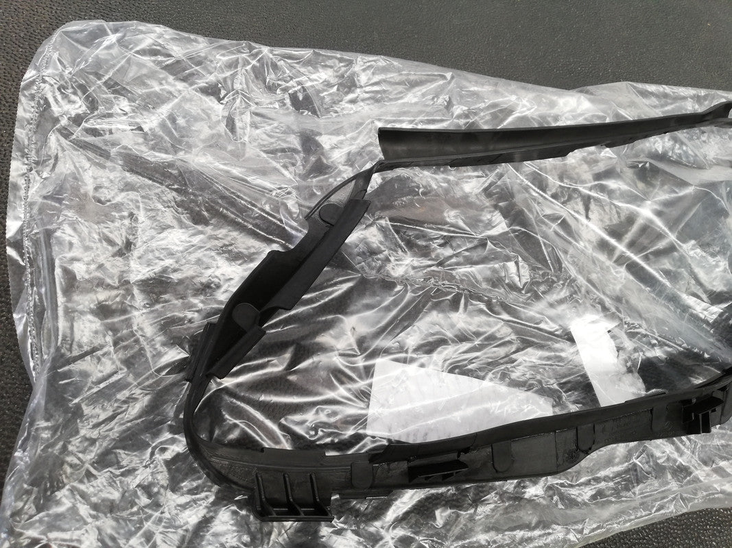 Mercedes-Benz C-Class W205, C180-C250 2015 Left Headlight Surrounding Runner Moulding