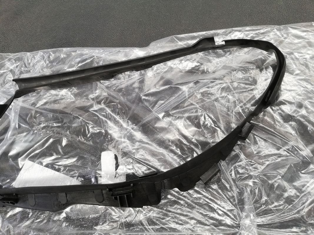 Mercedes-Benz C-Class W205, C180-C250 2015 Left Headlight Surrounding Runner Moulding