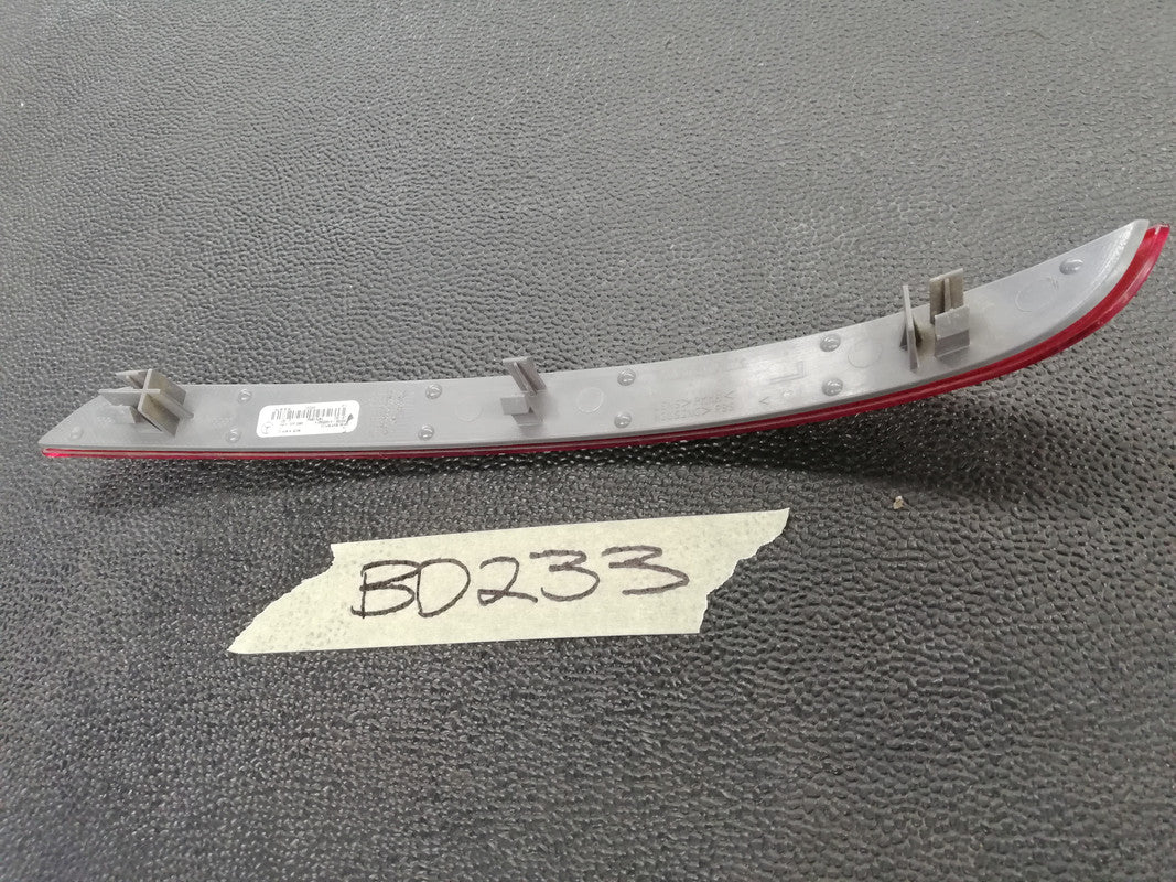 Mercedes-Benz GLE W166, 350D 2016 Left Rear Bumper Reflector