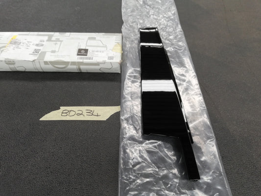 Mercedes-Benz C-Class W205, C180-C250 / C220 2018 Right Front Door Blackout Moulding