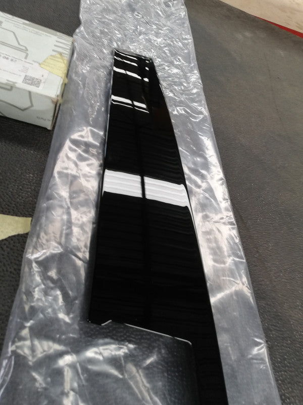 Mercedes-Benz C-Class W205, C180-C250 / C220 2018 Right Front Door Blackout Moulding