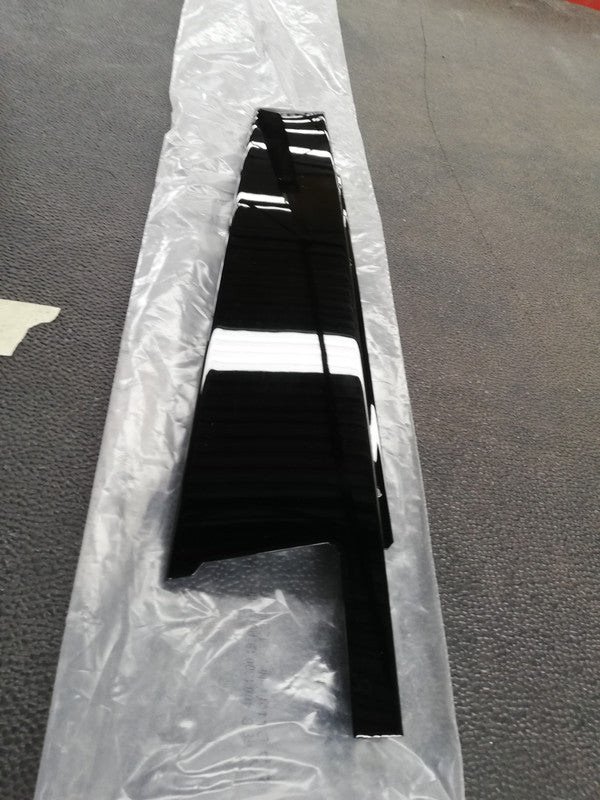 Mercedes-Benz C-Class W205. C220d 2018 Left Front Door Blackout Moulding