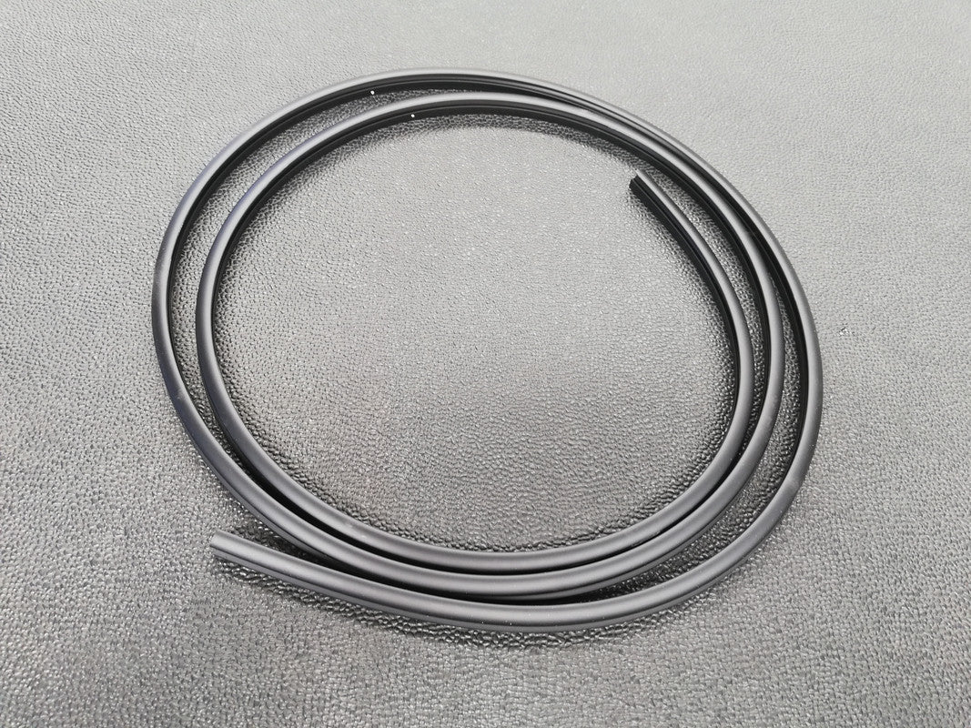 Toyota Fortuner 2015 Windshield Rubber Seal Moulding