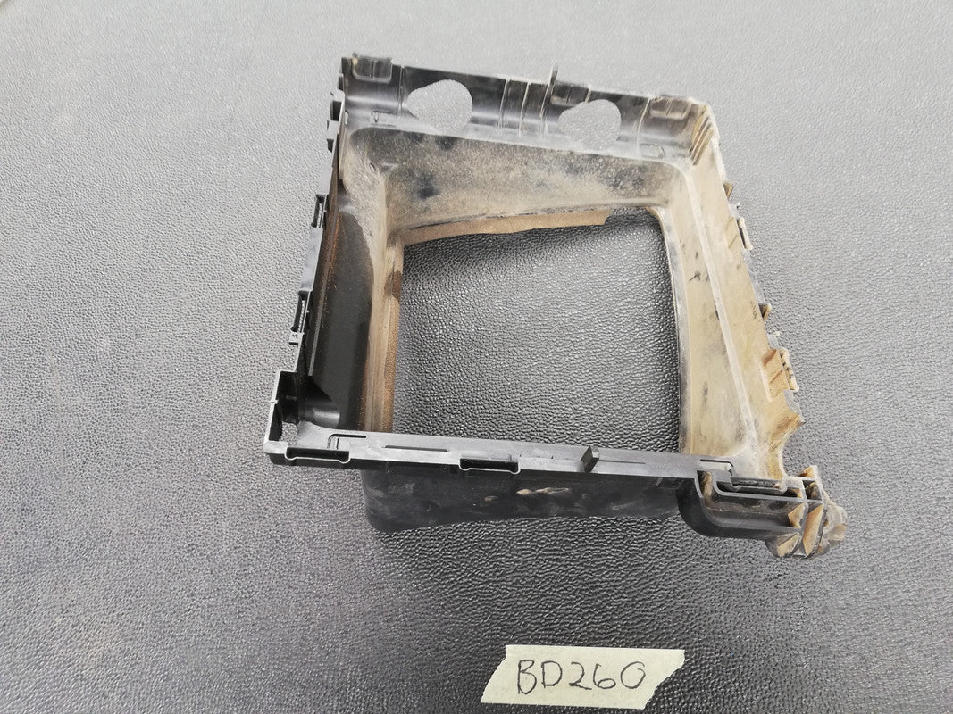 Original Used Mercedes-Benz GLE W167, AMG, GLS83 2023 Oil Cooler Cover