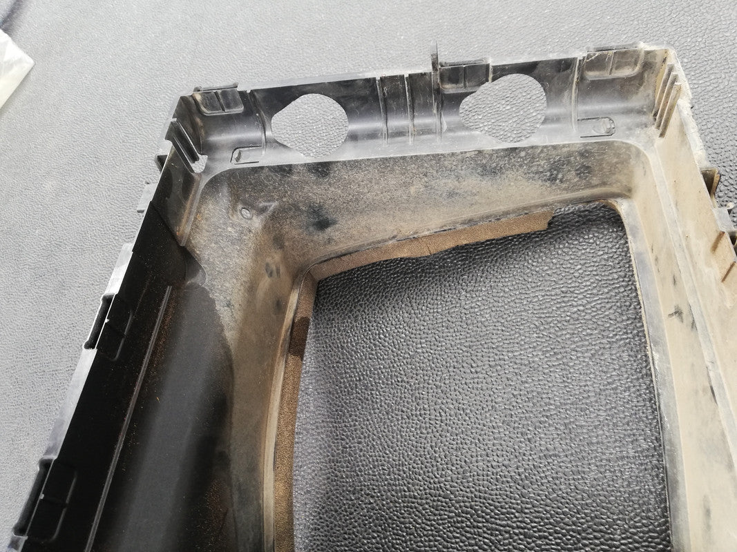 Original Used Mercedes-Benz GLE W167, AMG, GLS83 2023 Oil Cooler Cover