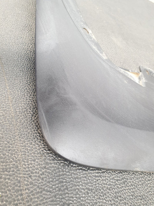 Ford Ranger 2022 Left Rear Mud Guard