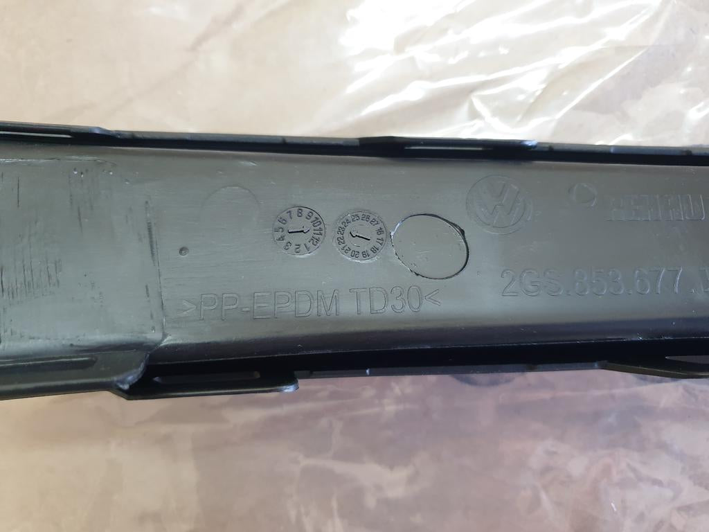 Volkswagen Polo Right Front Bumper Lower Grille