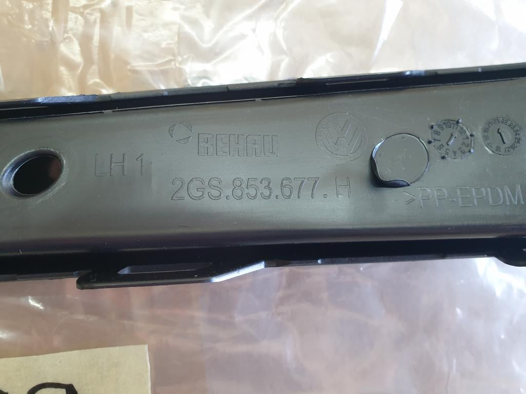 Volkswagen Polo Left Front Bumper Lower Grille