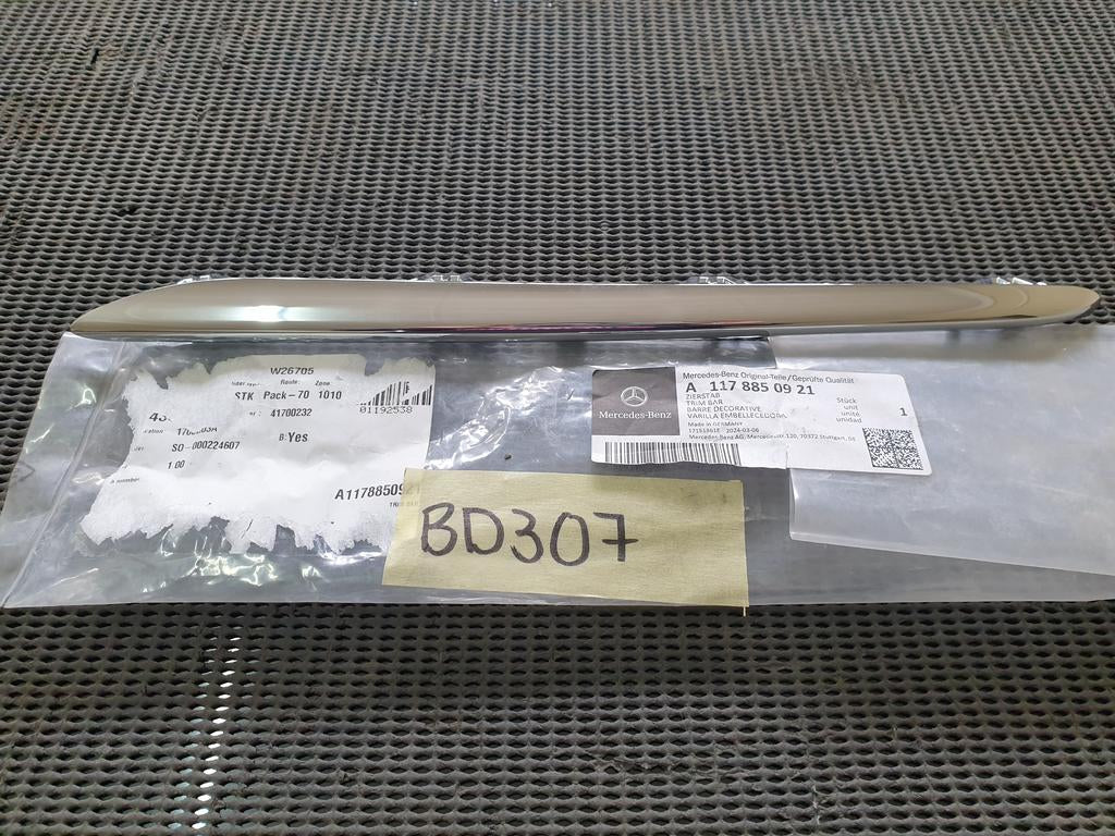 Mercedes-Benz CLA W117 Left Front Radiator Grille Chrome Trim Moulding