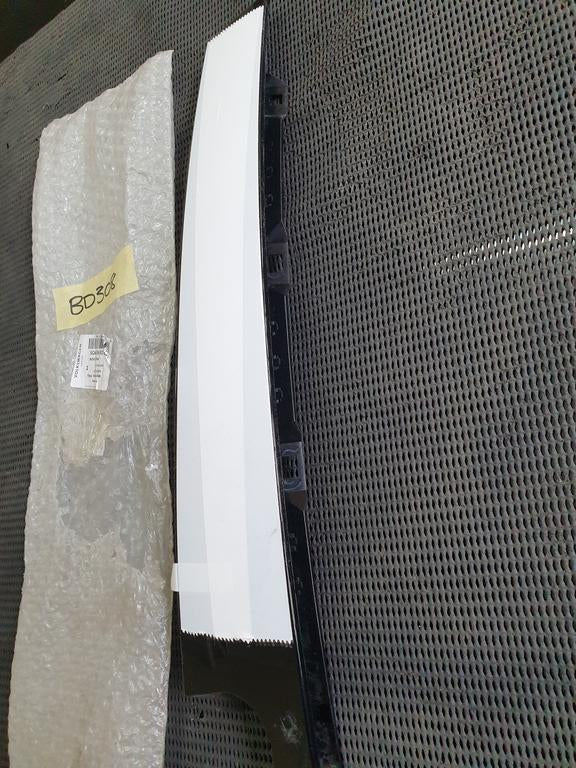 Volkswagen Golf 7 Left Rear Door Blackout Trim Moulding