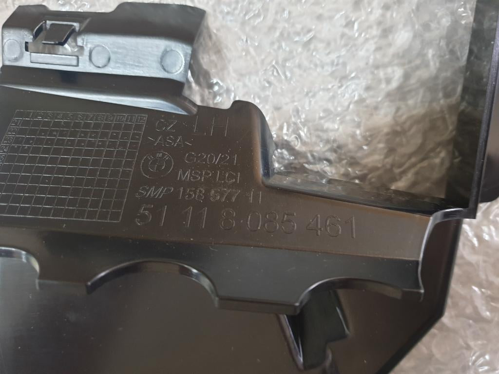 Original New BMW 318i-M340i Left Front Bumper Cover