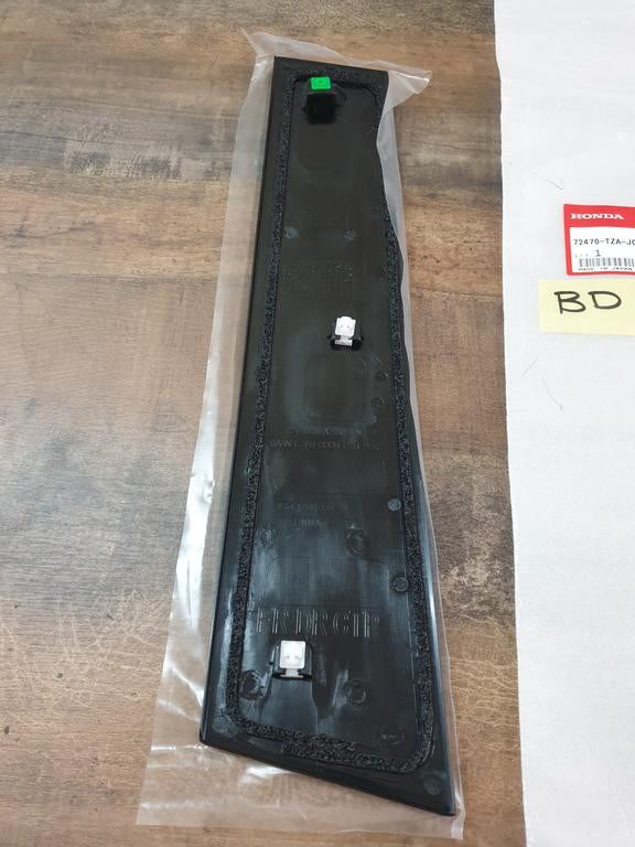 Original New Honda Fit Left Front Door Centre Blackout Moulding