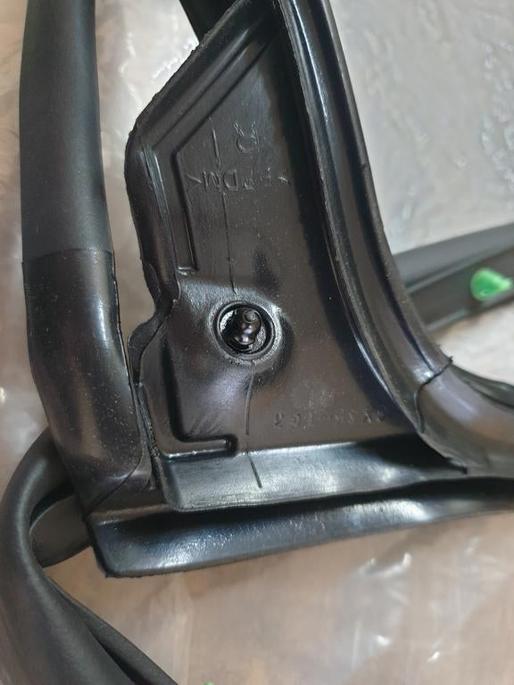 Original New Mitsubishi ASX Right Rear Door Sealing Rubber