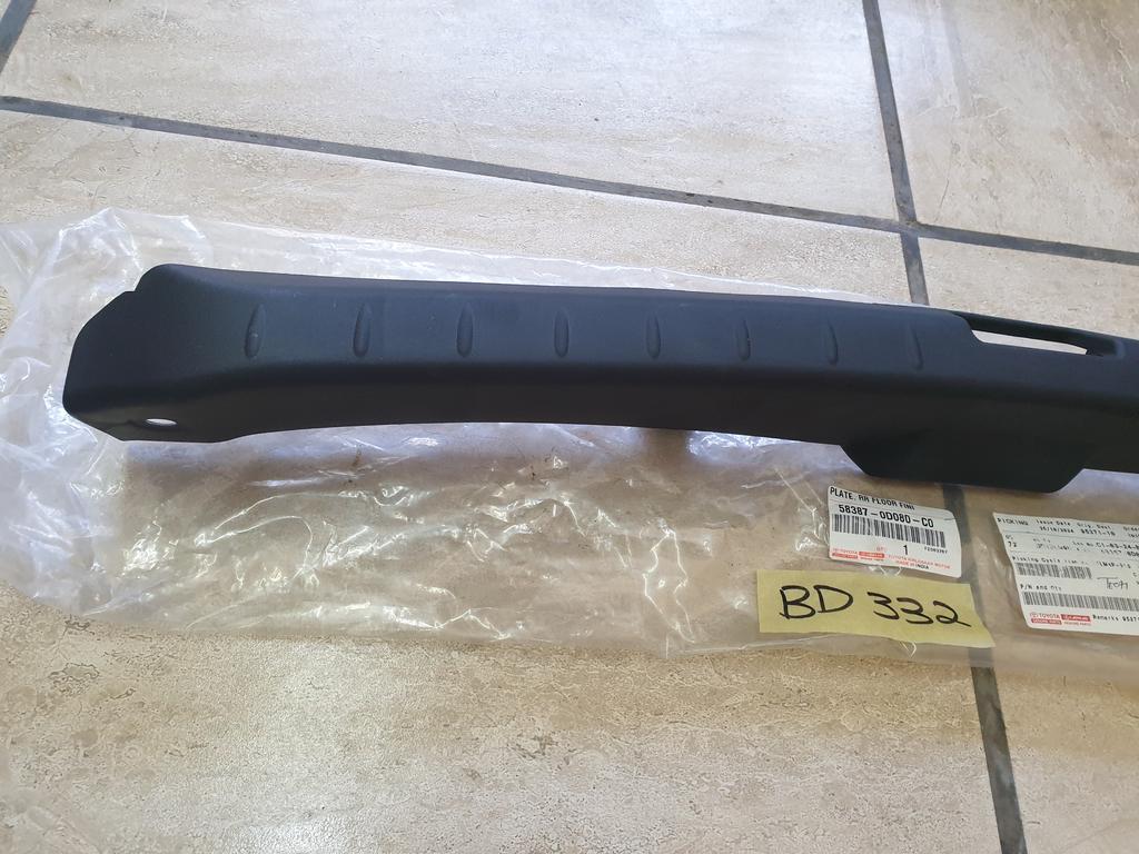 Original New Toyota Etios Rear Floor Finishing Plate