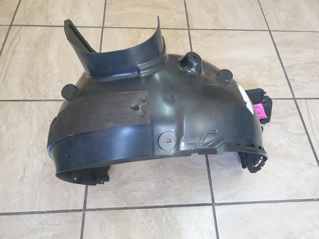 Original New Volkswagen Taigo Right Front Fender Liner