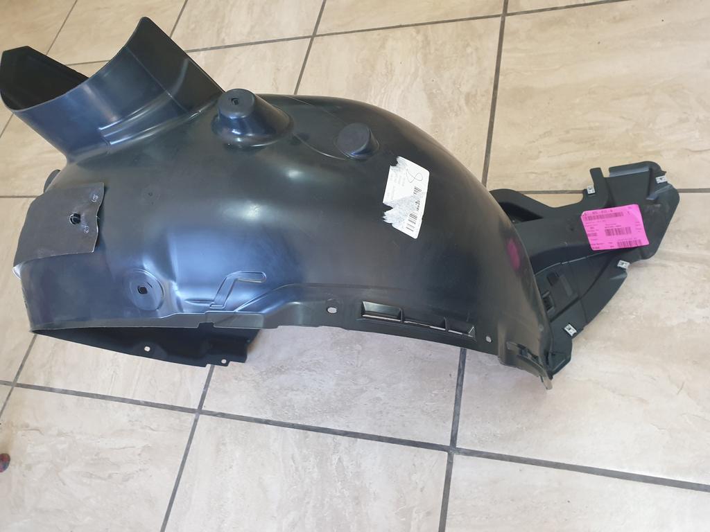 Original New Volkswagen Taigo Right Front Fender Liner