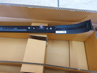 Original New Volkswagen Amarok Right Roof Rain Channel