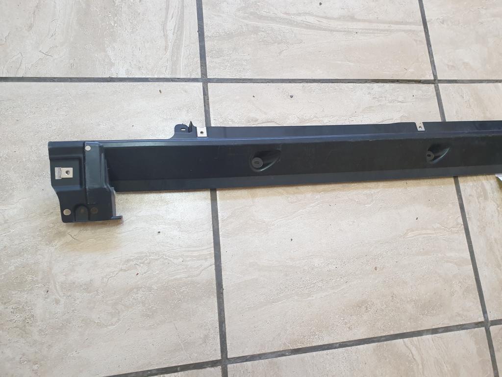Original New Audi Q8 Right Exterior Sill Trim